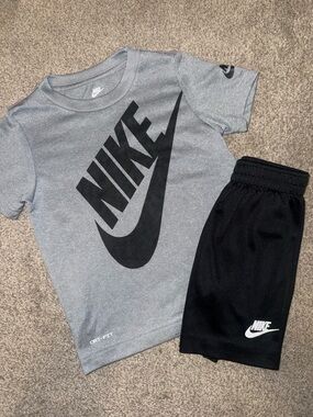 Nike “Dri-Fit” Outfit